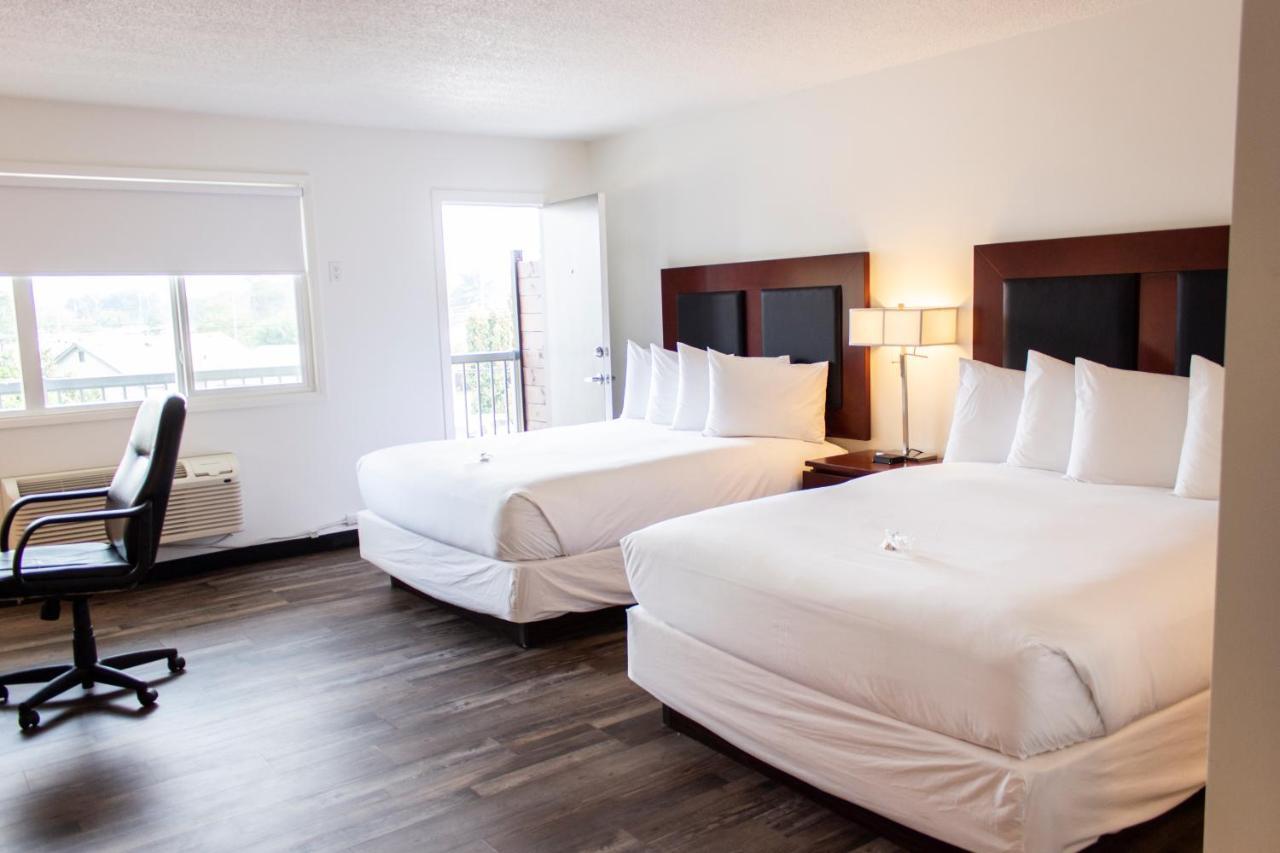 Hotel Penticton, Independent Екстер'єр фото
